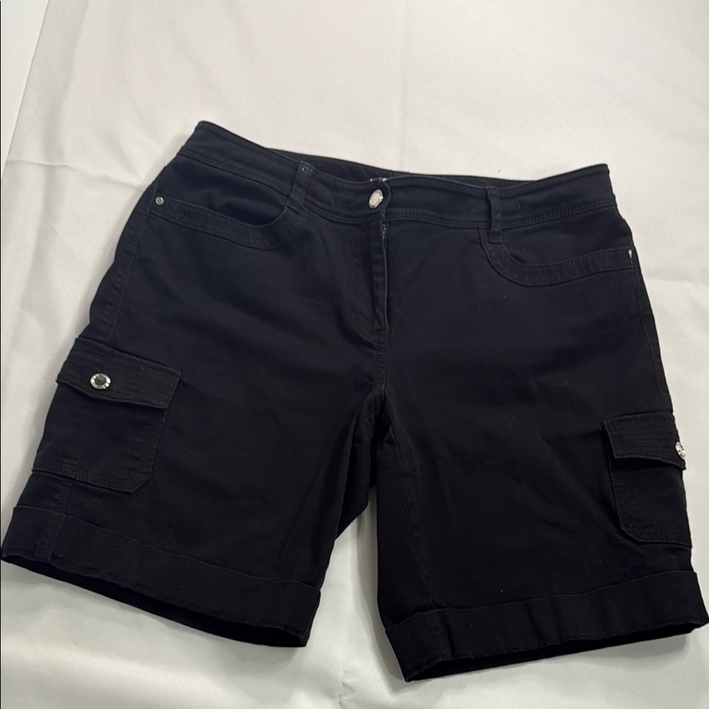 White House Black Market Black Cargo‎ Shorts